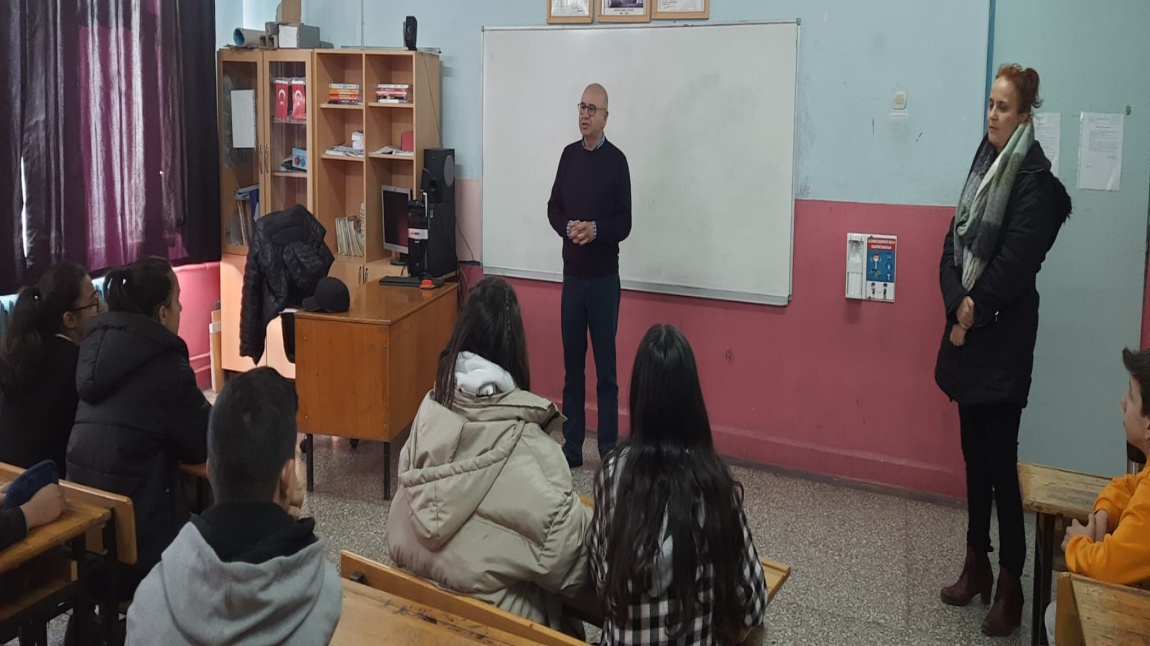 Eskigediz Sağlık Ocağı Doktoru Mehmet Ali SARAOGLU Okulumuzu Ziyaret Etti